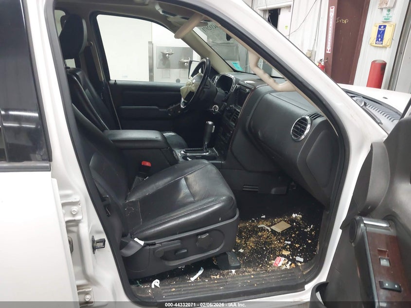 2010 Ford Explorer Limited