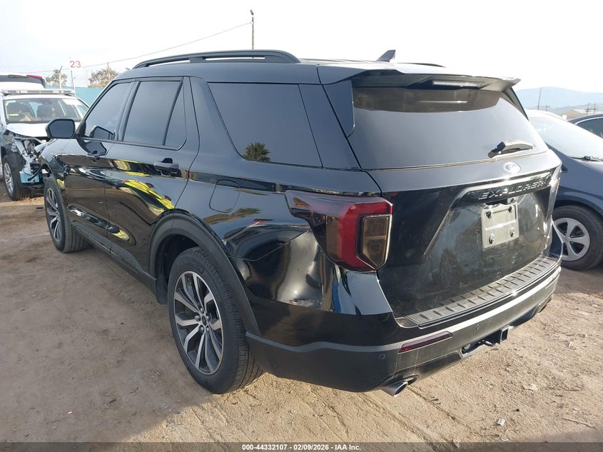 2022 Ford Explorer St-Line