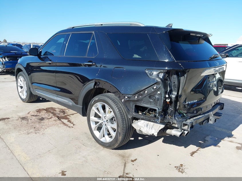 2023 Ford Explorer Platinum