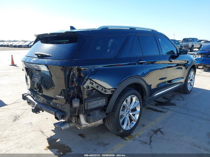 2023 Ford Explorer Platinum