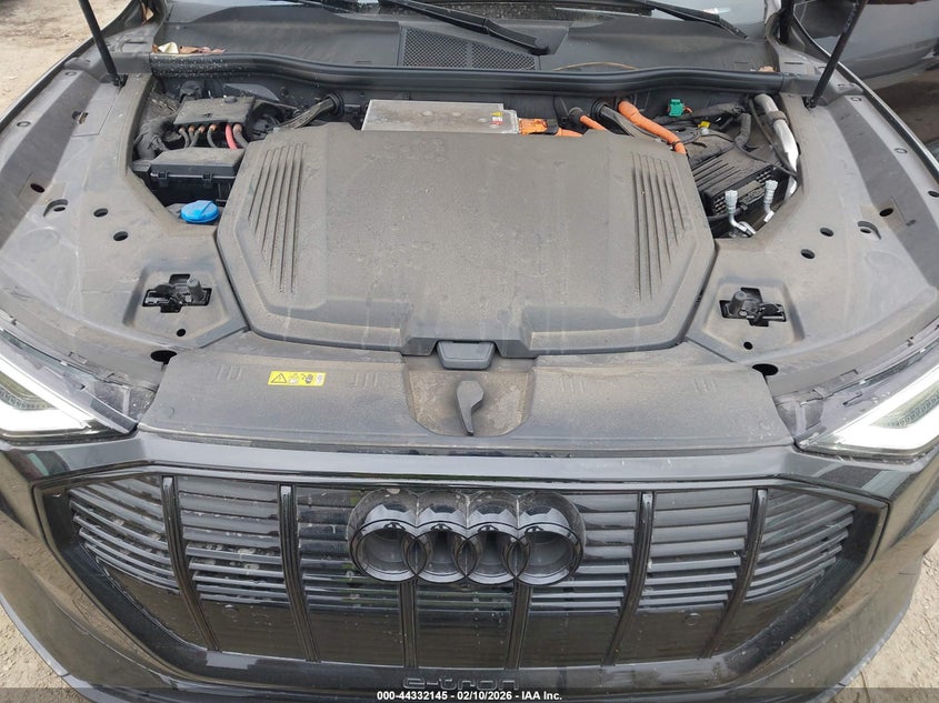 2022 Audi E-Tron Premium Plus Quattro VIN: WA1LAAGE8NB008693 Lot: 44332145
