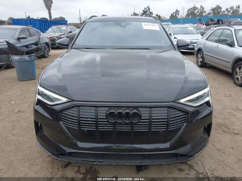 2022 Audi E-Tron Premium Plus Quattro VIN: WA1LAAGE8NB008693 Lot: 44332145