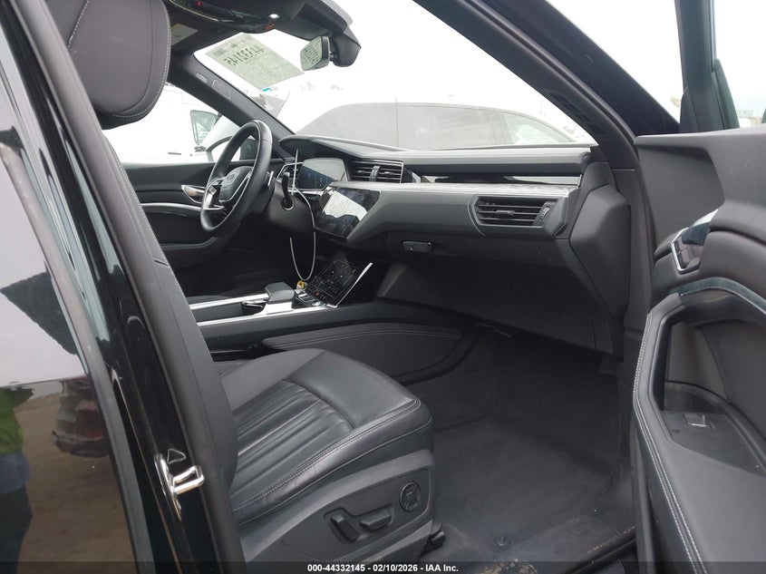 2022 Audi E-Tron Premium Plus Quattro