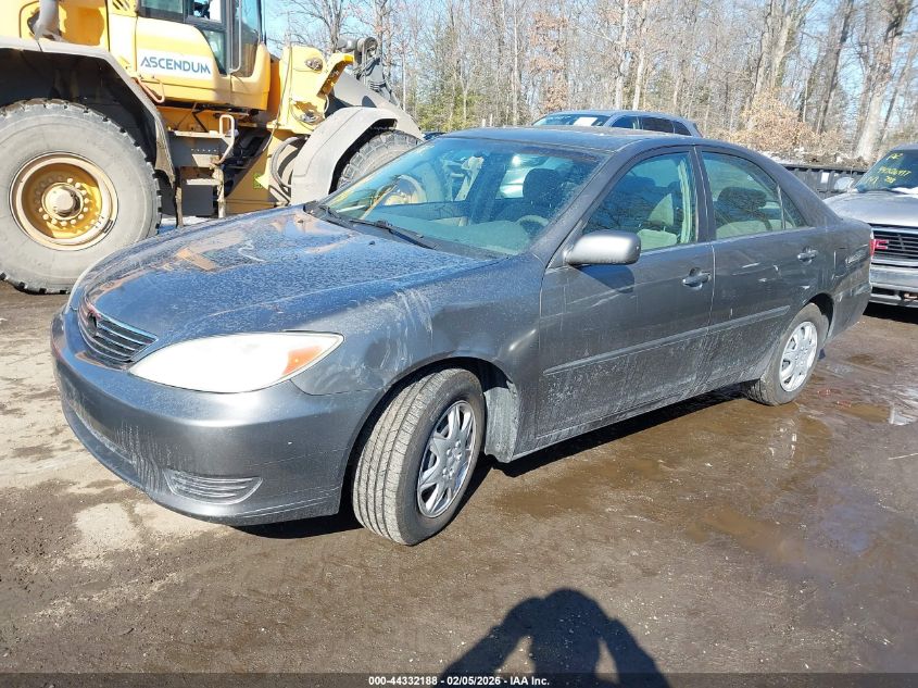 2005 Toyota Camry Le