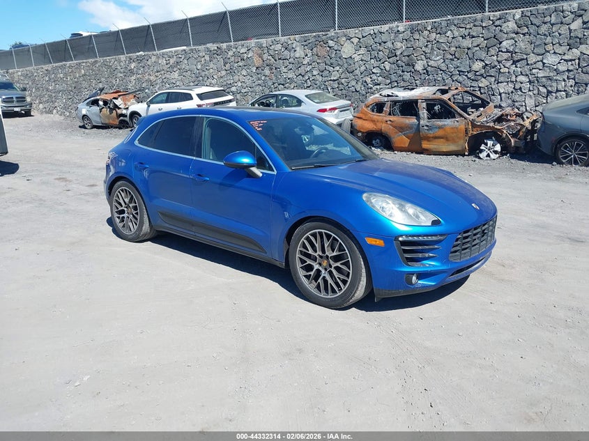 2015 PORSCHE MACAN S