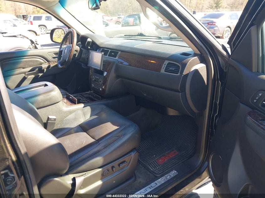 2011 GMC Yukon Xl 1500 Denali