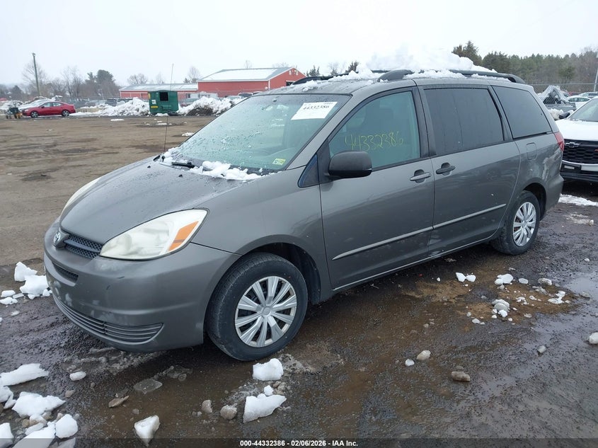 2005 Toyota Sienna Le
