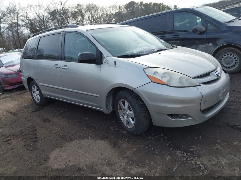 2008 Toyota Sienna Le