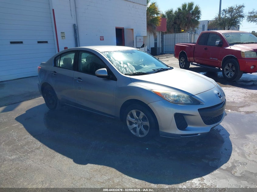 2013 Mazda Mazda3 I Sport