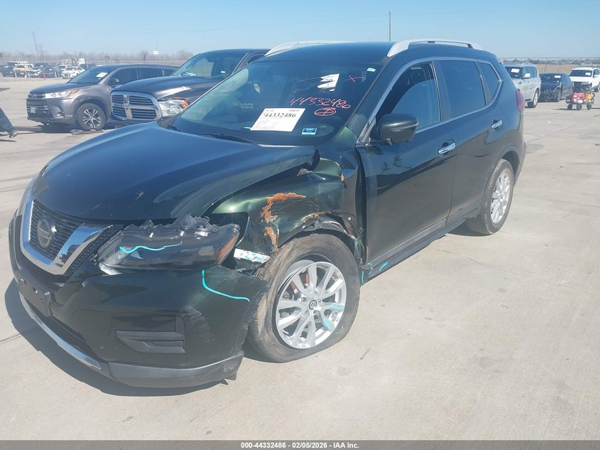 2018 Nissan Rogue Sv