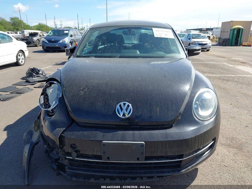 2012 Volkswagen Beetle 2.0T VIN: 3VWV67AT0CM652671 Lot: 44332489