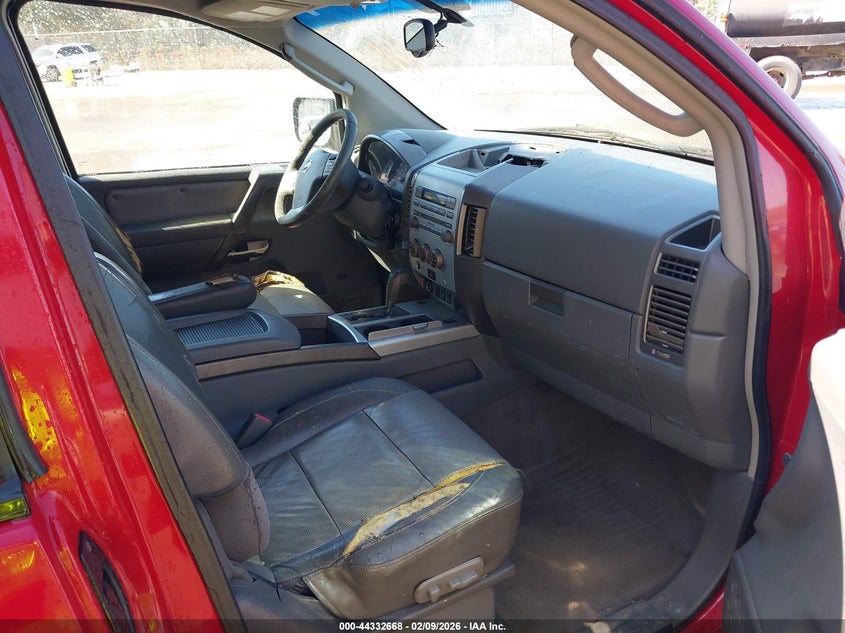 2005 Nissan Titan Le