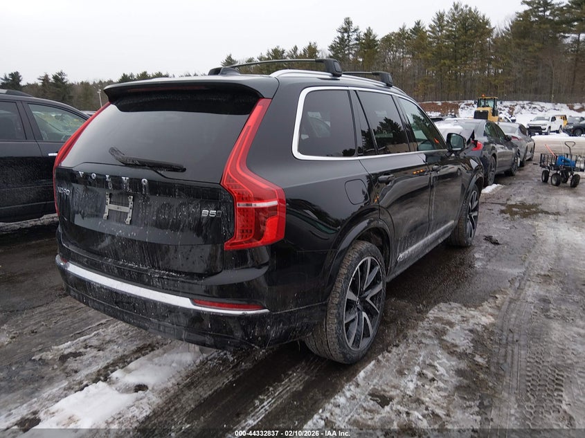2023 Volvo Xc90 B5 Plus