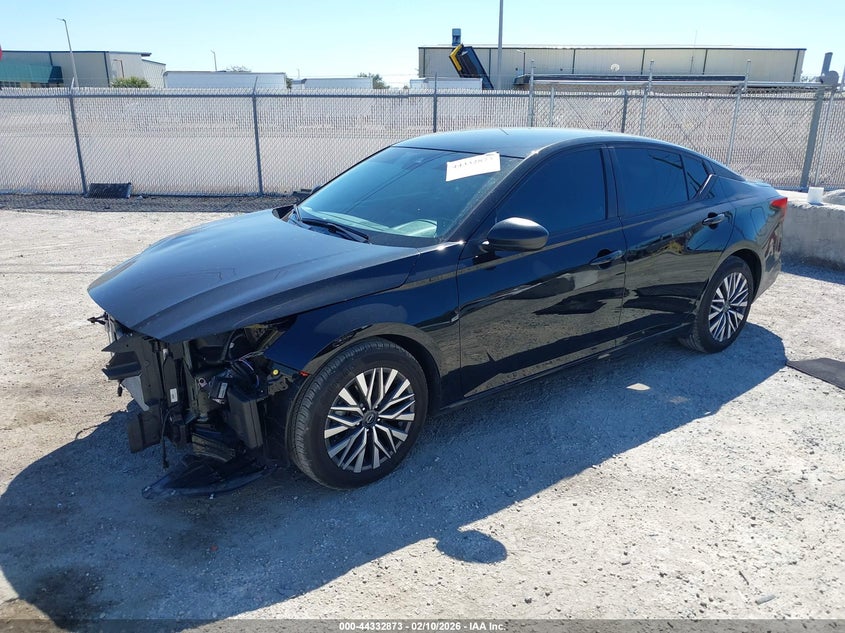 2025 Nissan Altima Sv Fwd