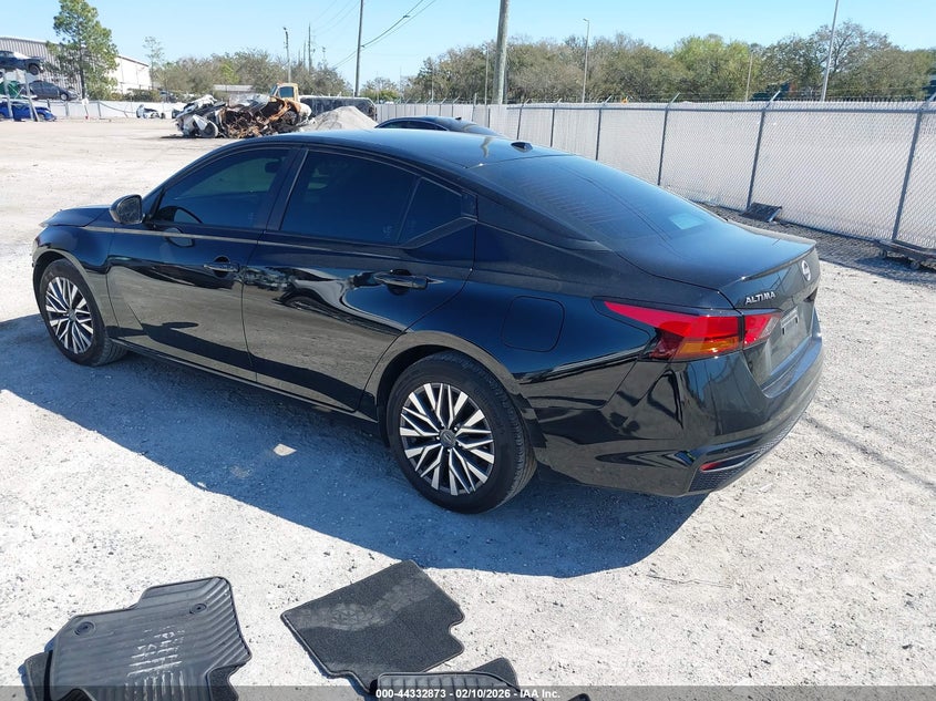 2025 Nissan Altima Sv Fwd