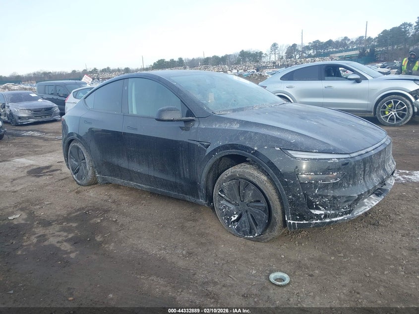 2026 Tesla Model Y Premium Rear-Wheel Drive/Standard Rear-Wheel Drive