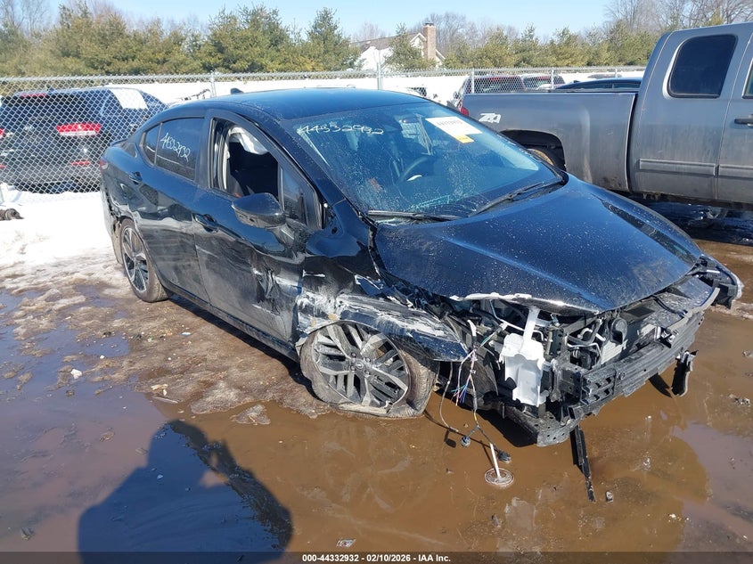 2025 NISSAN VERSA 1.6 SR