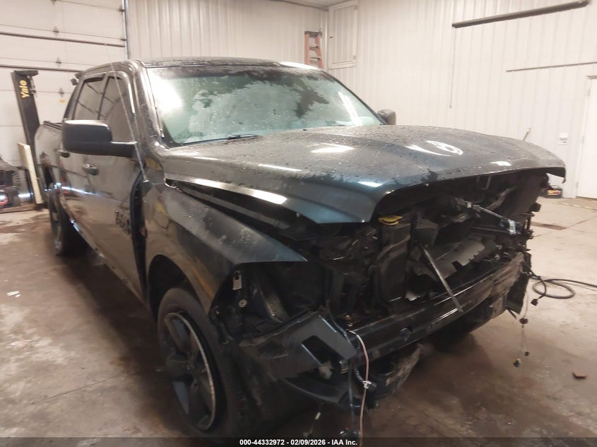 2019 Ram 1500 Classic Express 4X4 5'7 Box