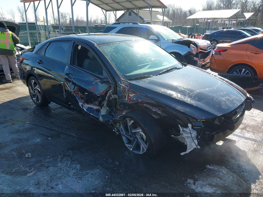 2025 Hyundai Elantra Sel Sport