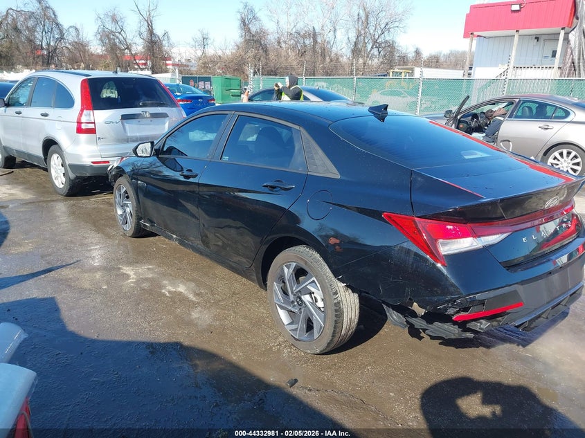 2025 Hyundai Elantra Sel Sport