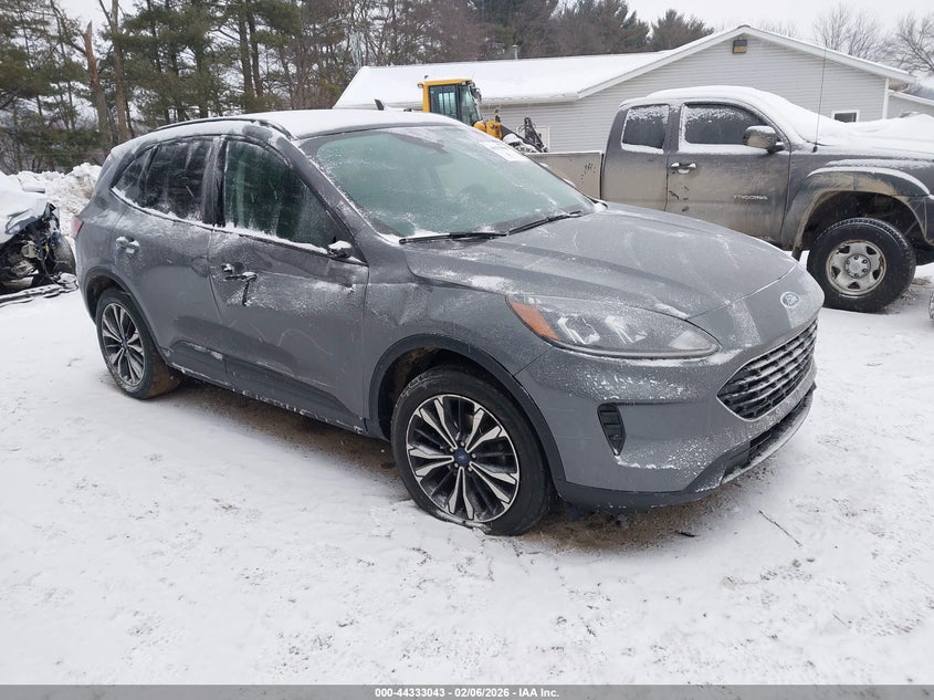 2021 FORD ESCAPE SE