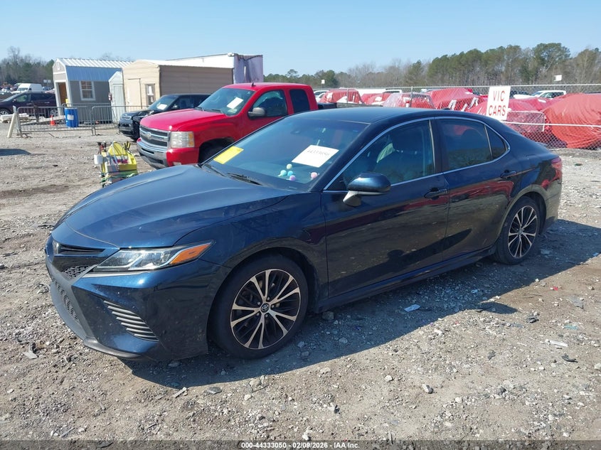 2018 Toyota Camry L/Le/Xle/Se/Xse