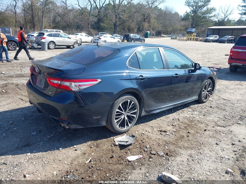 2018 Toyota Camry L/Le/Xle/Se/Xse