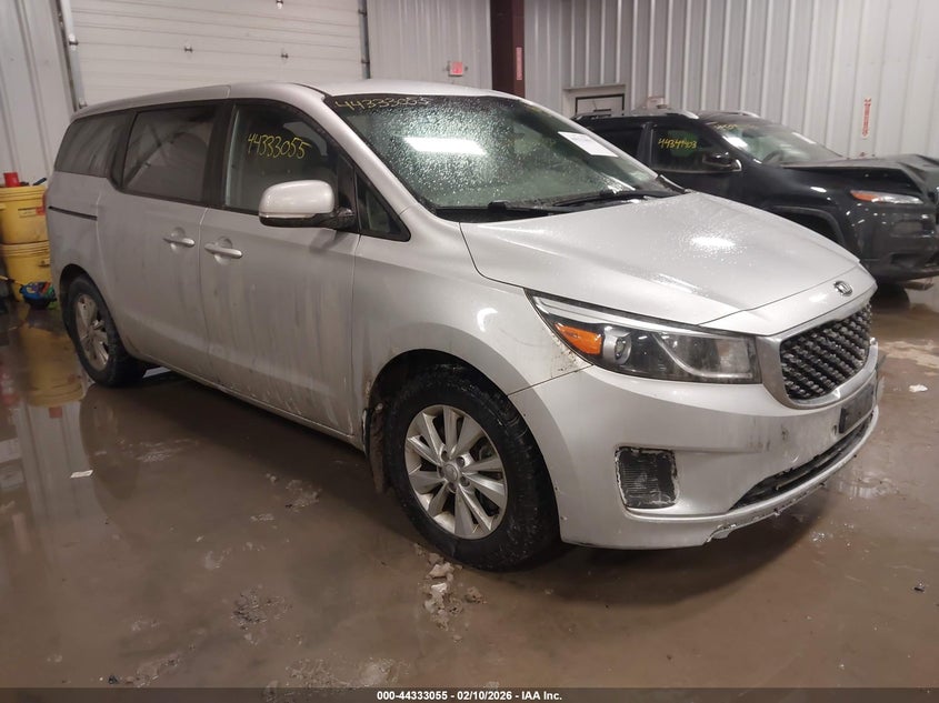 2016 Kia Sedona L
