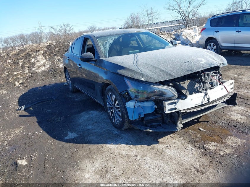 2023 Nissan Altima Sv Fwd