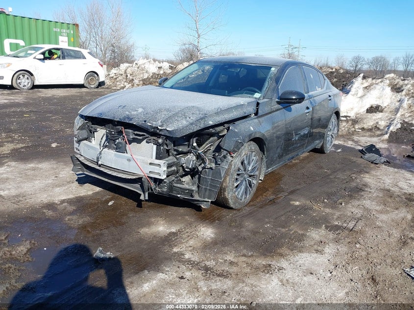 2023 Nissan Altima Sv Fwd