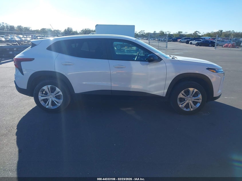 2025 Chevrolet Trax Fwd Ls VIN: KL77LFEP2SC112120 Lot: 44333106