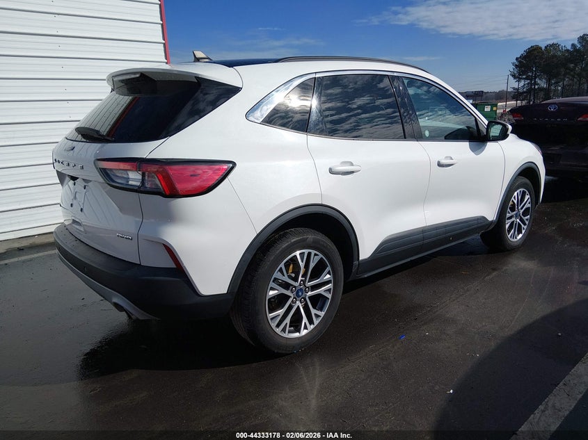 2021 Ford Escape Sel
