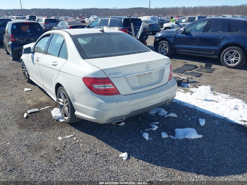 2012 Mercedes-Benz C 300 Luxury 4Matic/Sport 4Matic
