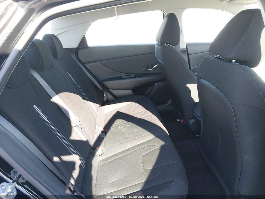 VIN 5NPLS4AG0PH105600 2023 HYUNDAI ELANTRA SEL