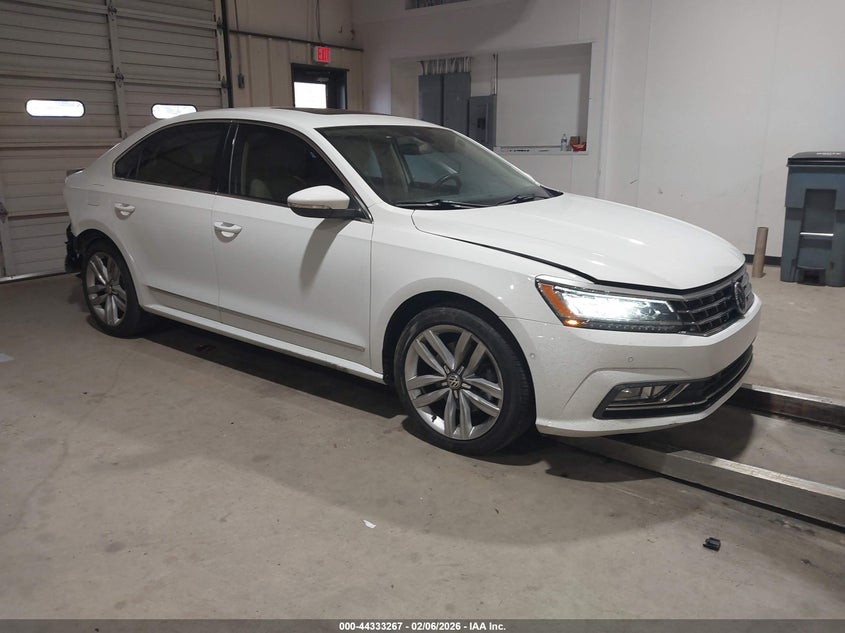 2017 Volkswagen Passat 1.8T Sel Premium