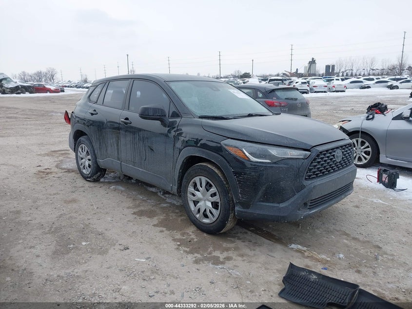 7MUAAAAGXNV004490 TOYOTA COROLLA CROSS Photo 1