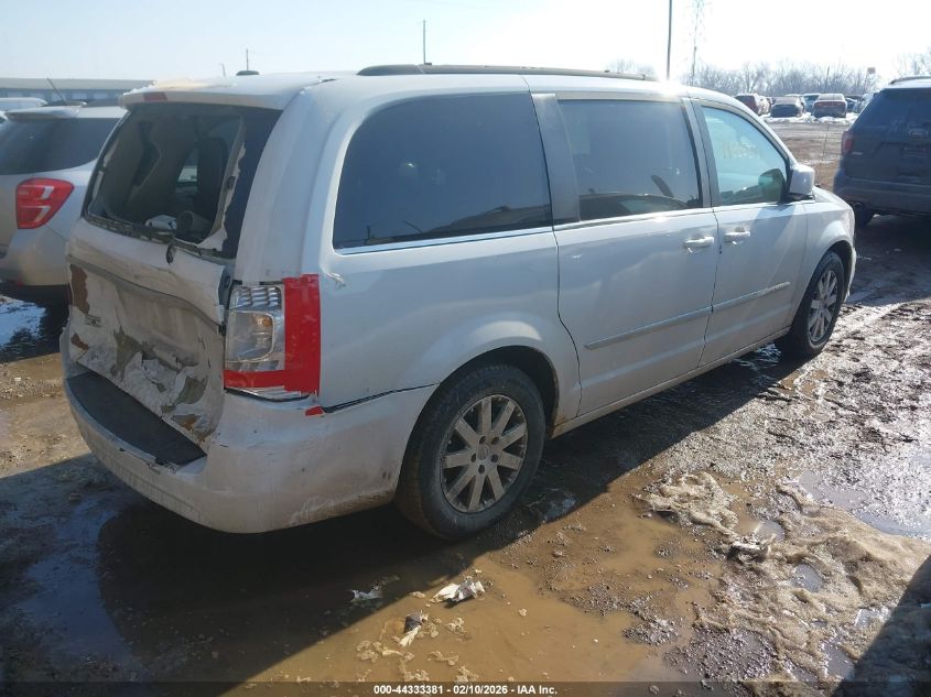 2014 Chrysler Town & Country Touring