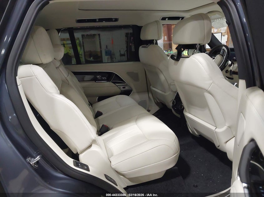 2026 Land Rover Range Rover P530 Se 7 Seat VIN: SALKPBE96TA345354 Lot: 44333386