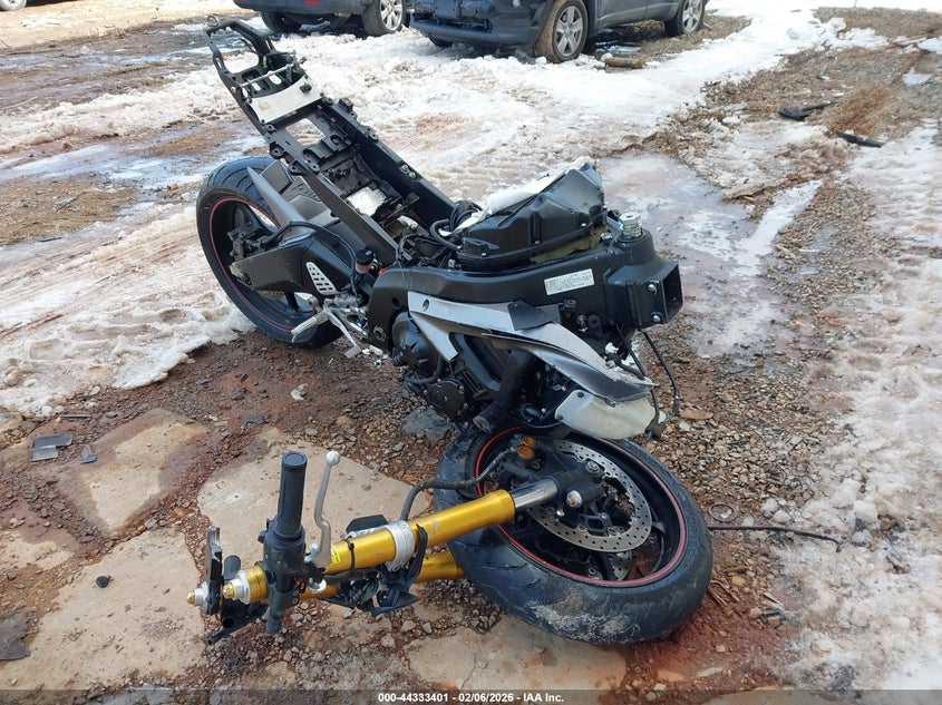 2007 YAMAHA YZFR6 auction photo 1