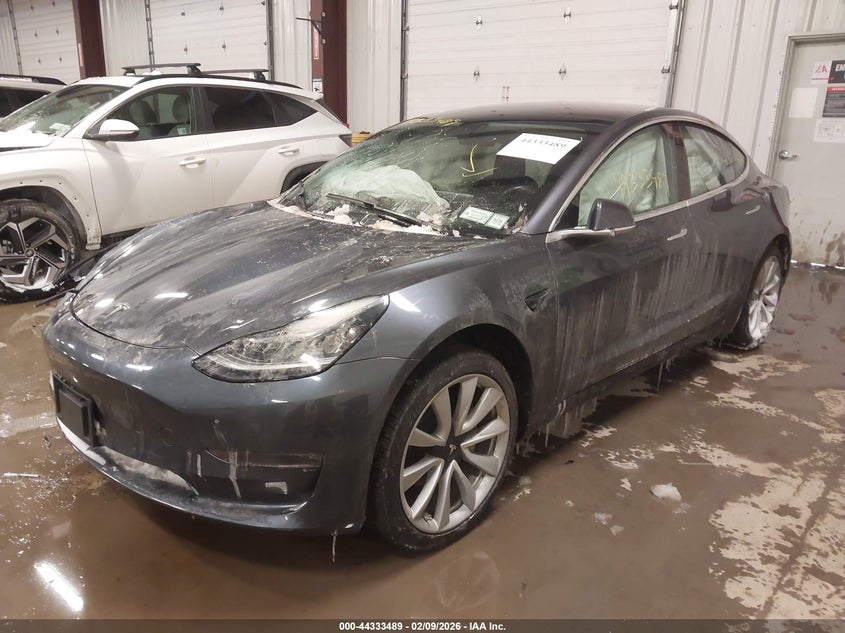 2018 Tesla Model 3 Long Range/Mid Range
