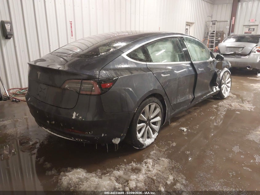 2018 Tesla Model 3 Long Range/Mid Range