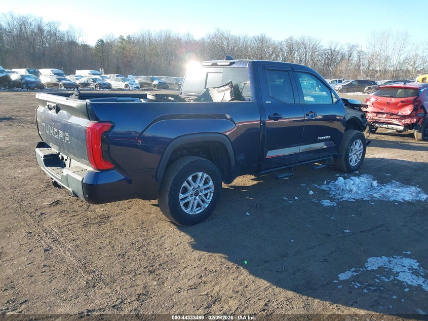 2022 TOYOTA TUNDRA auction photo 4
