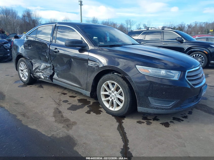 2013 Ford Taurus Se
