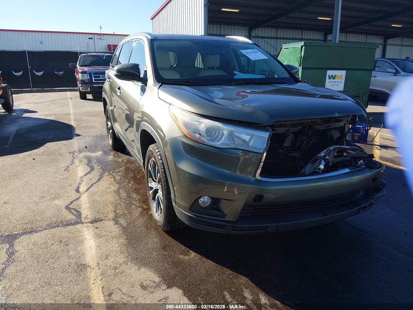 2016 Toyota Highlander Xle V6