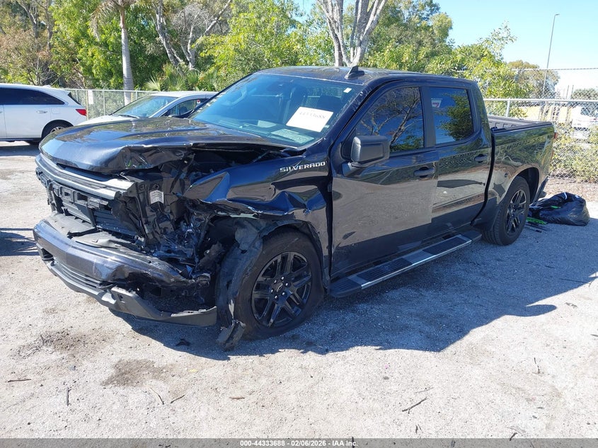 2022 Chevrolet Silverado 1500 2Wd Short Bed Custom