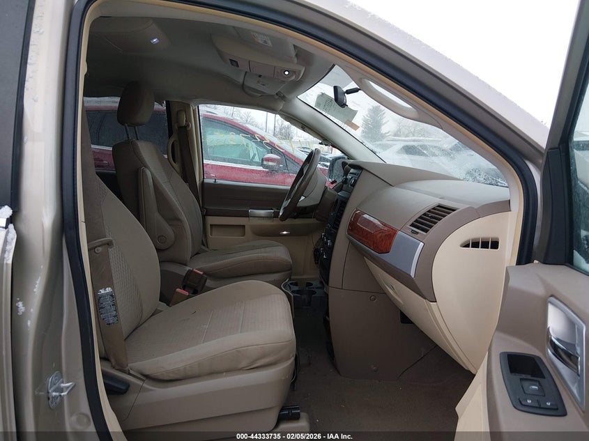 2008 Chrysler Town & Country Touring