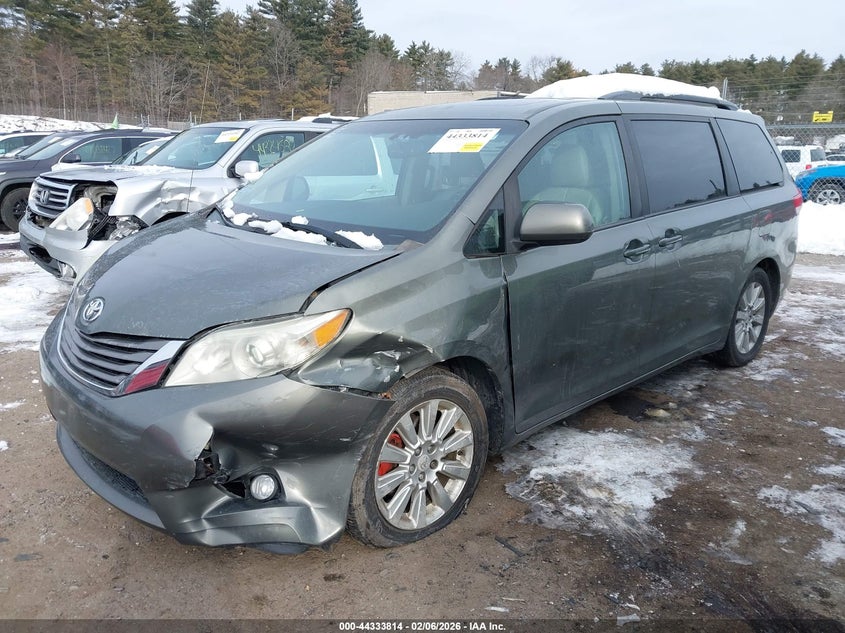 2011 Toyota Sienna Xle