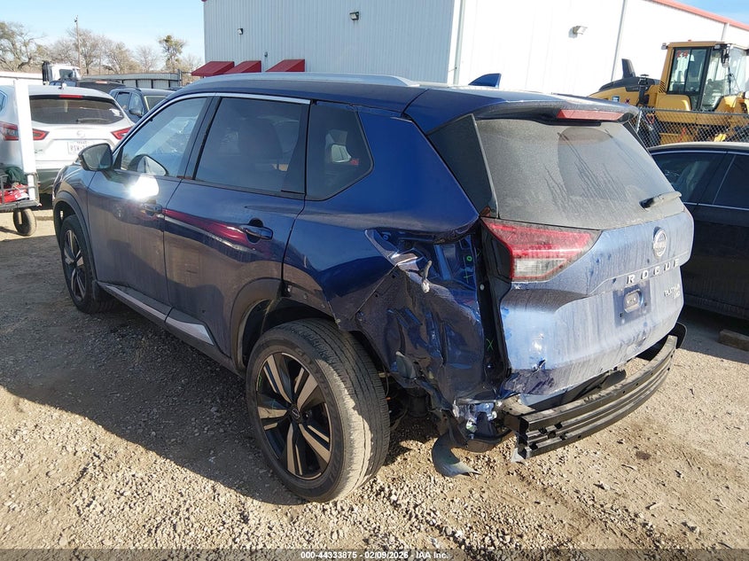 2022 Nissan Rogue Platinum Intelligent Awd