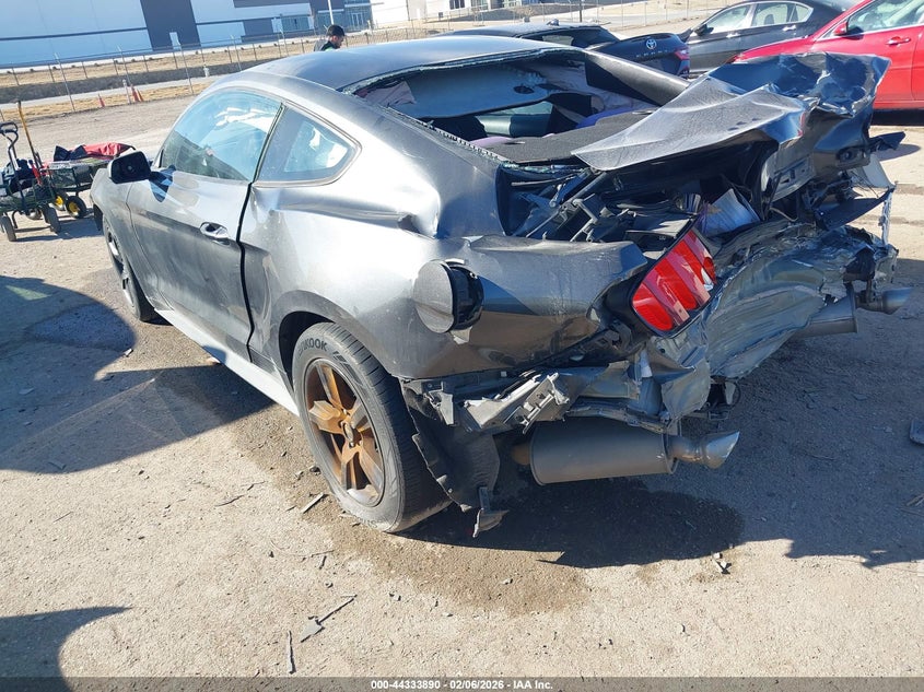 2016 Ford Mustang V6