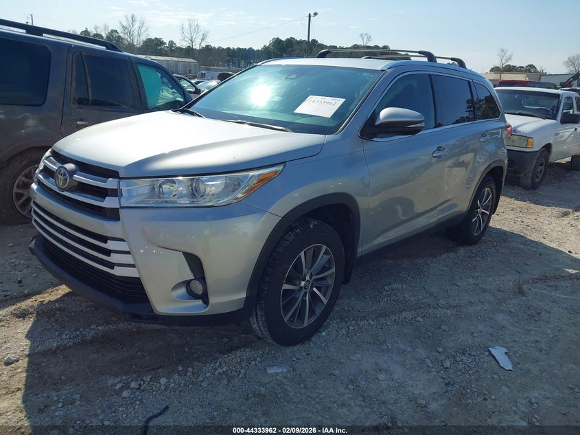 2019 Toyota Highlander Xle